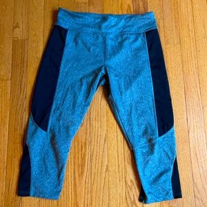 Used forever 21 cropped leggings